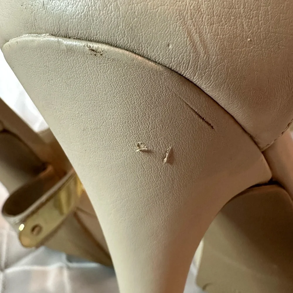 Aldo Beige Strappy Heels with Brass Accents, size 9 - Picture 9 of 16